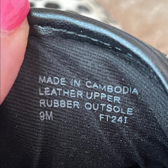 NWOT Michael Kors Hayes Cheetah Calf Hair Platform Sneakers - Picture 9 of 12